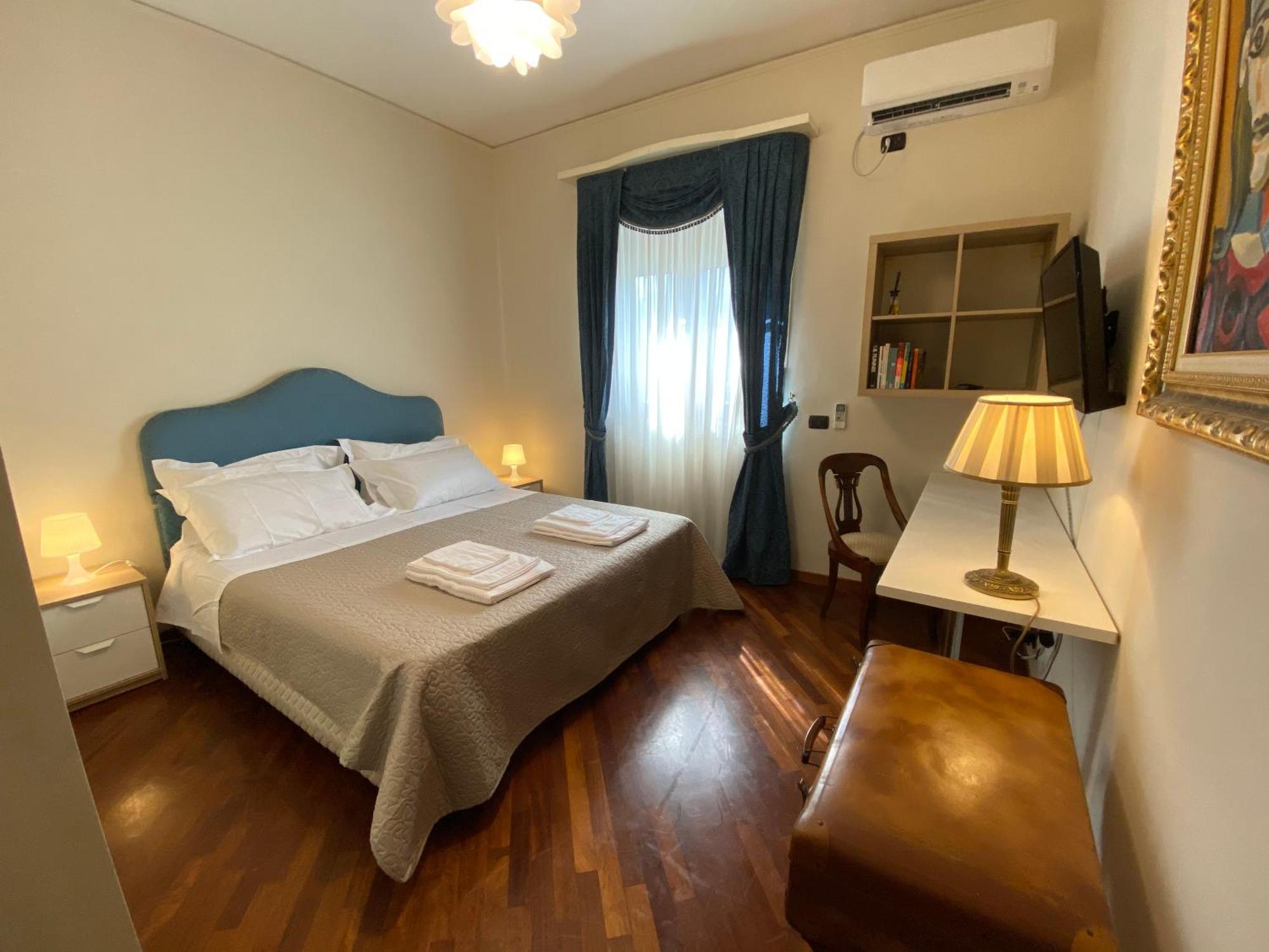Casa Battisti Messina Guest House In Centro Citta, Ideale Per Famiglie O Gruppi Bagian luar foto